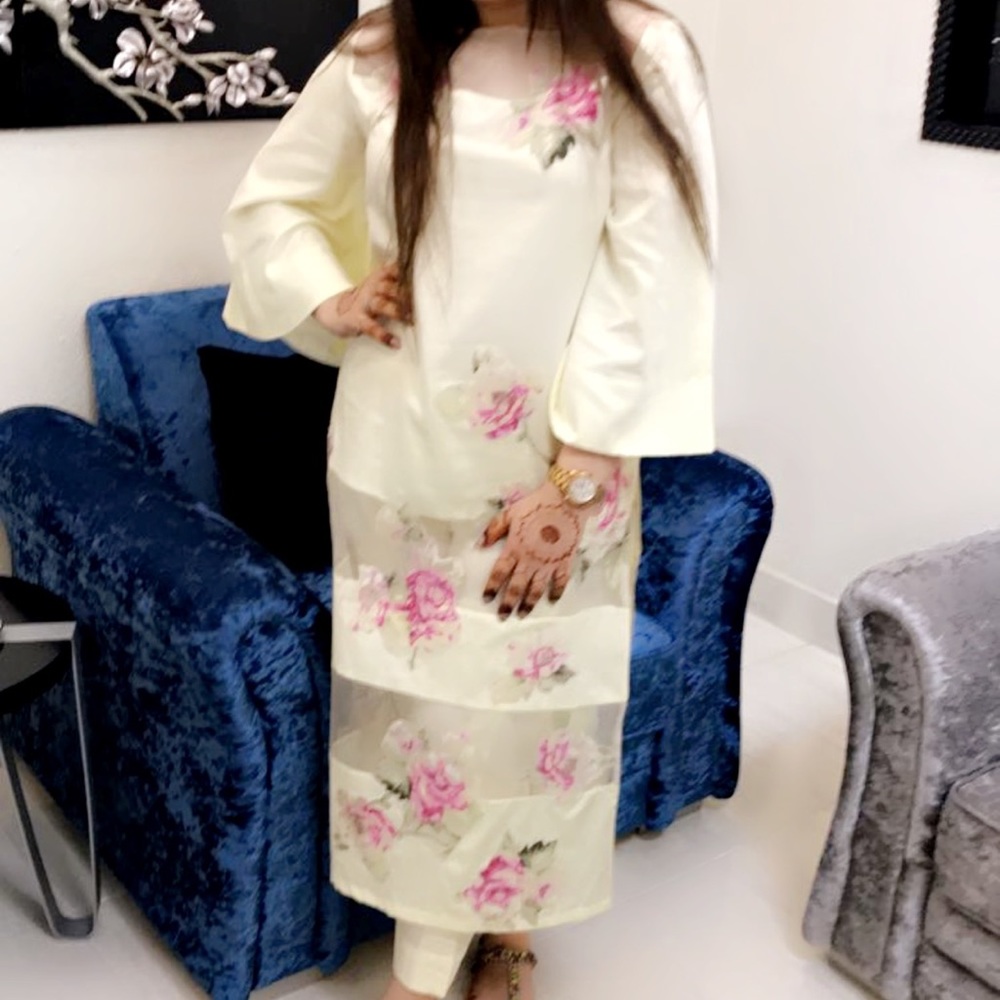 Lulusar Pakistani brand kurti